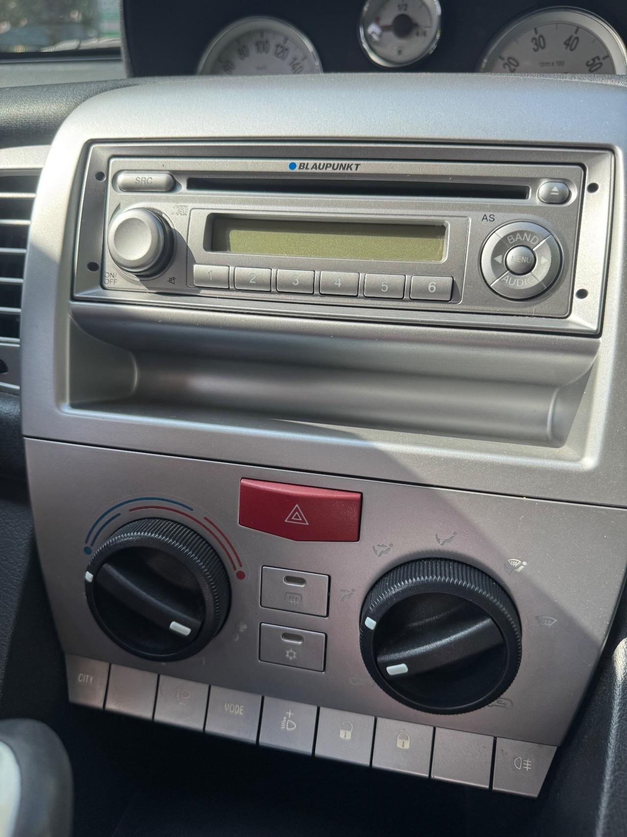 Lancia Ypsilon 1.2 Platino 2009