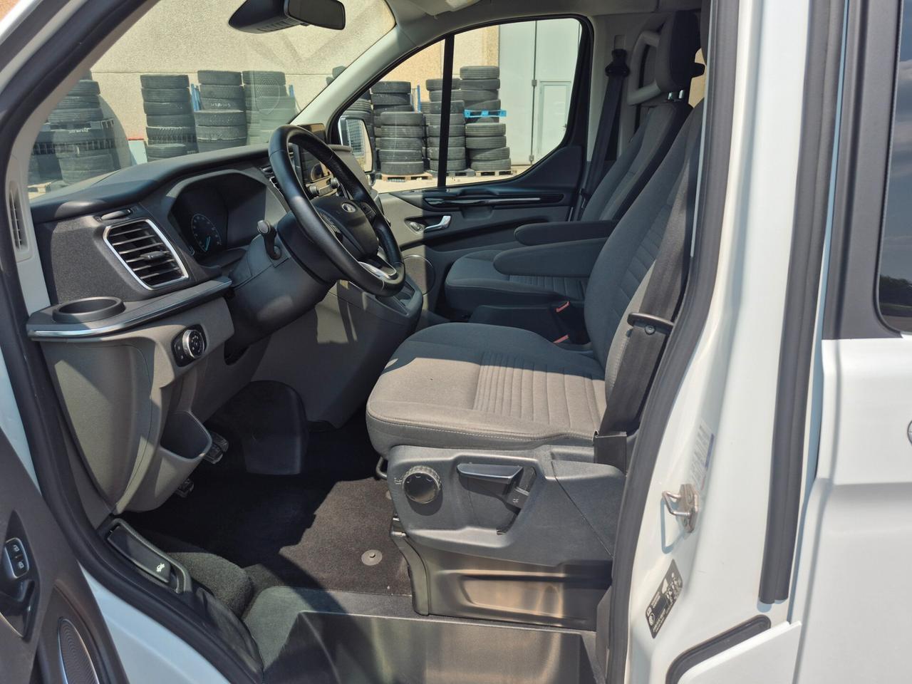 Ford Tourneo Custom 320 2.0 TDCI 130CV Titanium L1H1 E6.2 8 POSTI