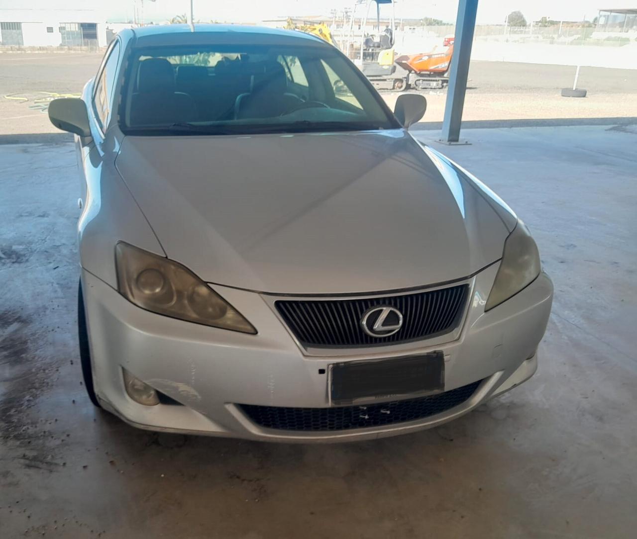 Lexus IS 220d IS 220d 2.2 16V