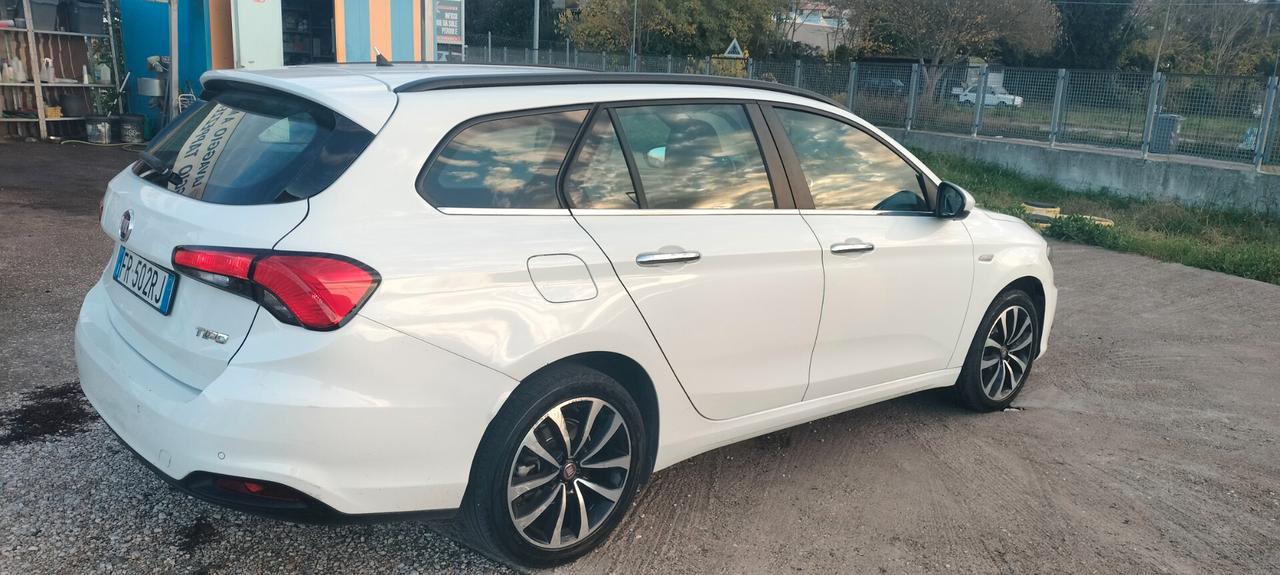 Fiat Tipo 1.6 Mjt S&S DCT SW S-Design