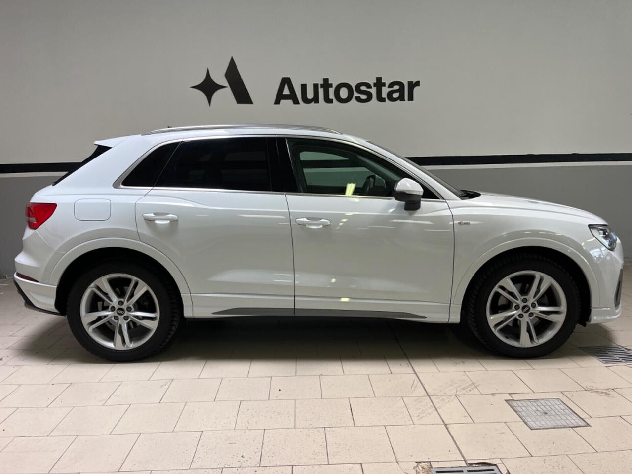 Audi Q3 35 TDI S tronic S line edition 2022