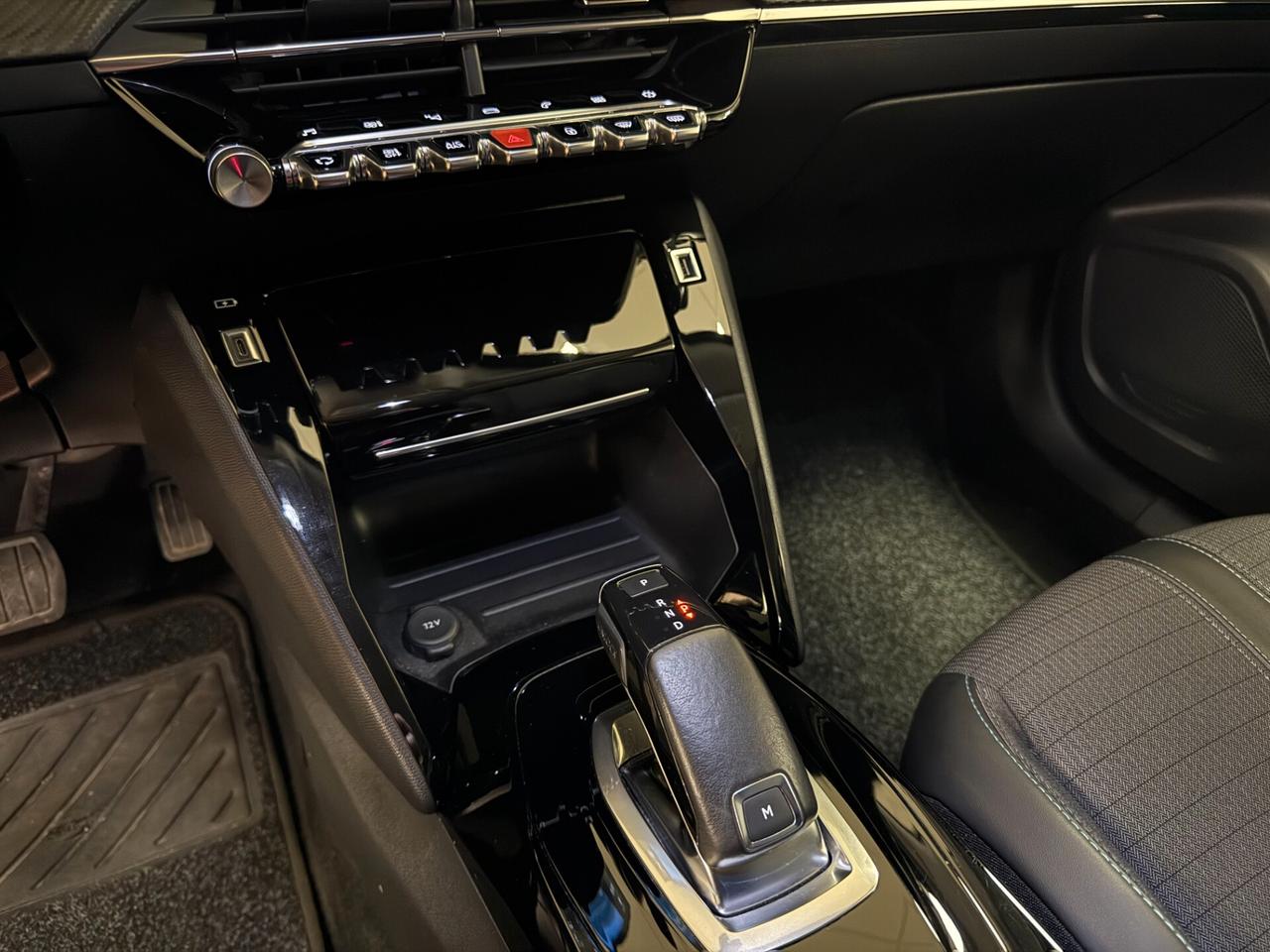 PEUGEOT 2008 1.5 HDI 130 CV ALLURE AUTOMATICA