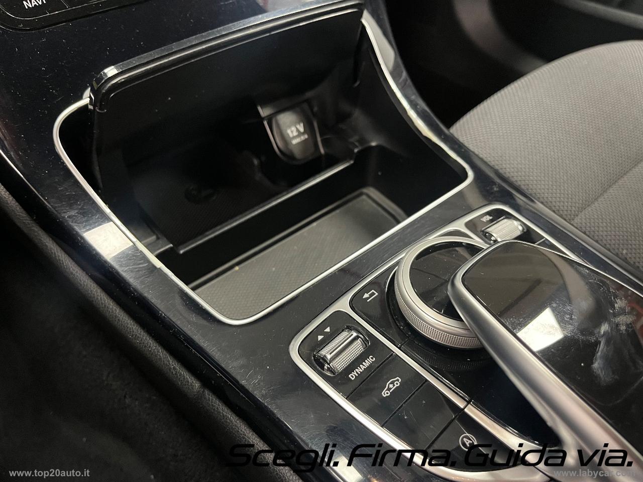MERCEDES-BENZ C220d 4Matic Auto Sport