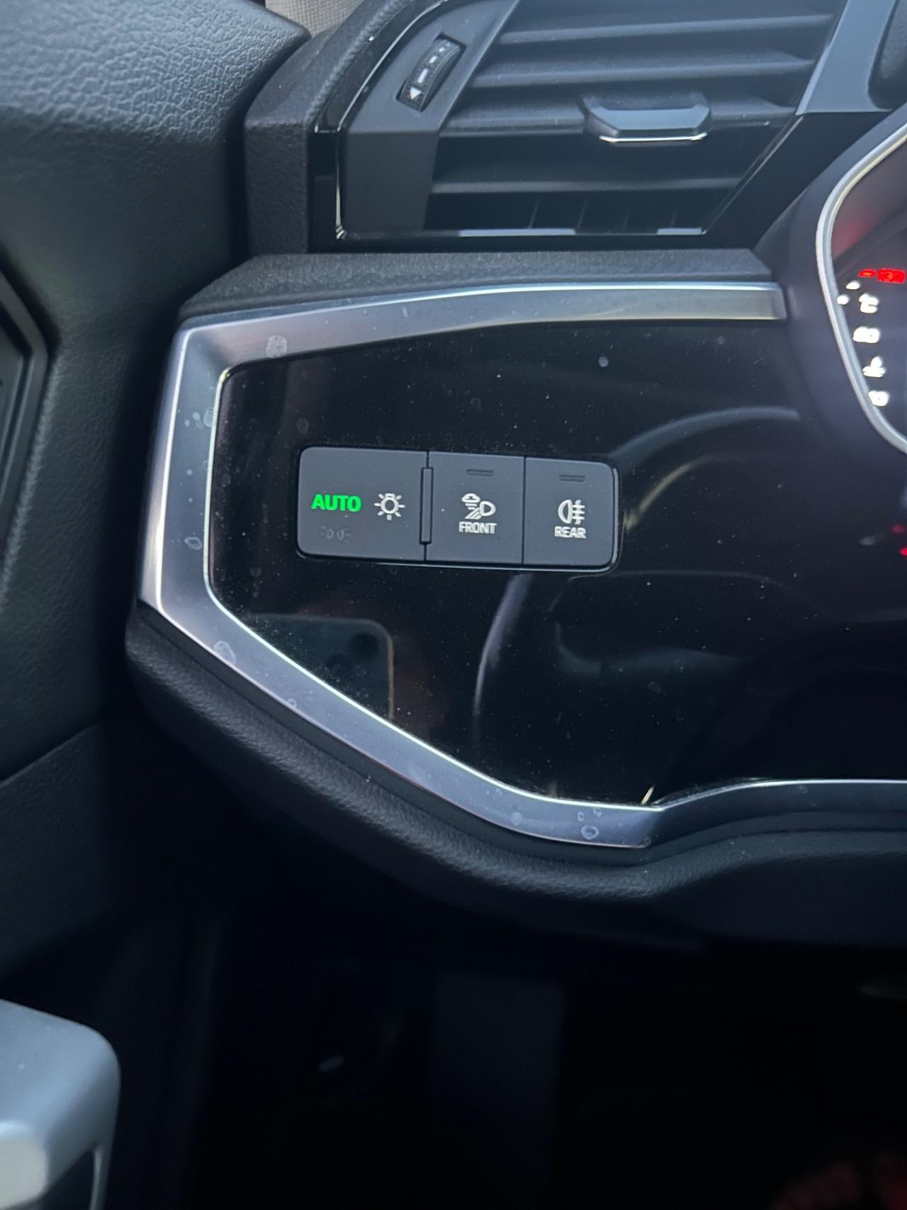 Audi Q3 35 TDI S tronic Business Advanced