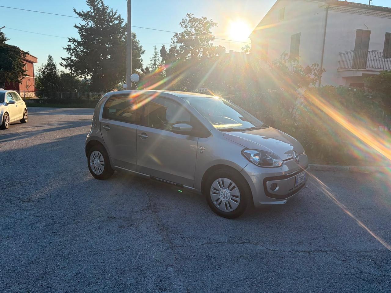 Volkswagen up! 1.0 5p. eco high BlueMotion Technology