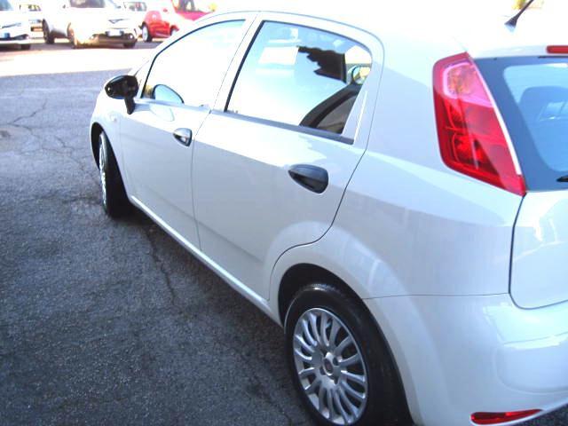 Fiat Punto 1.3 MJT II S&S 95 CV 5 porte Street