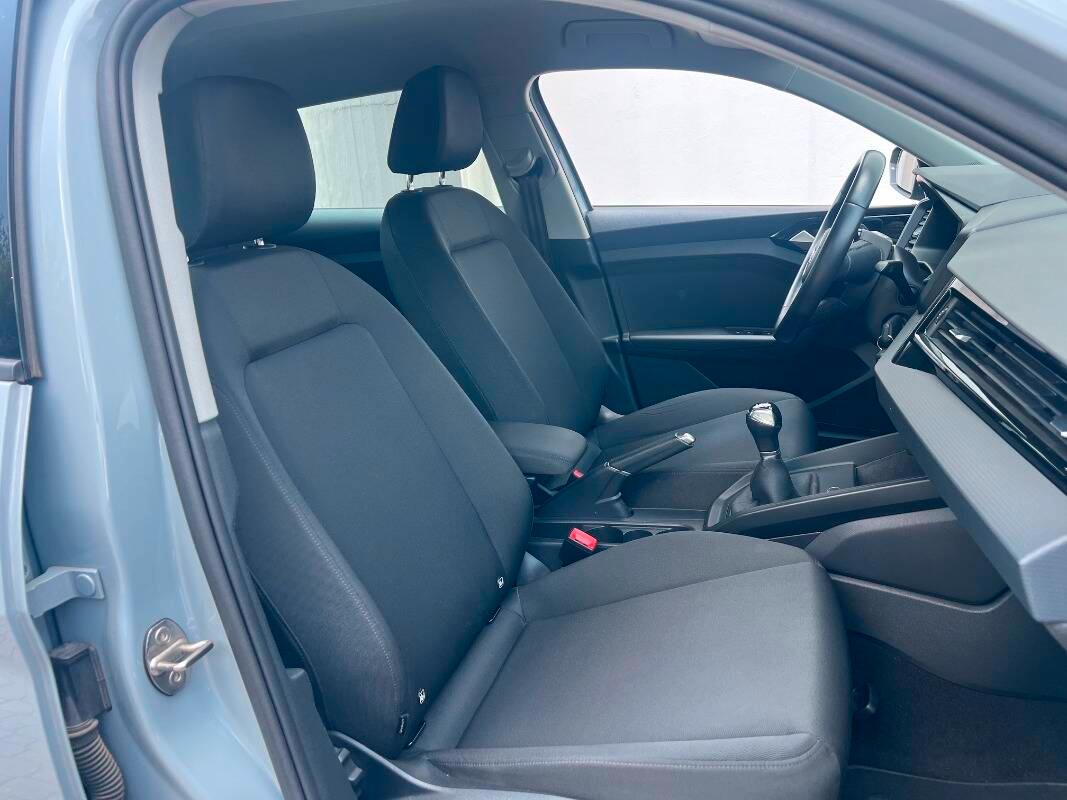 Audi A1 25 1.0 tfsi Admired my20