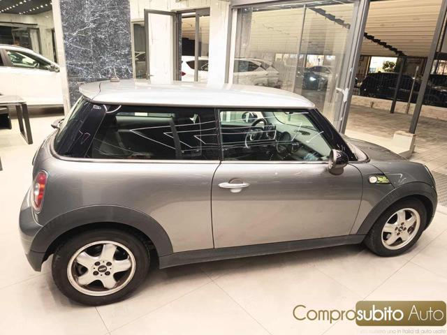 MINI Cooper 1.6 16V Cooper