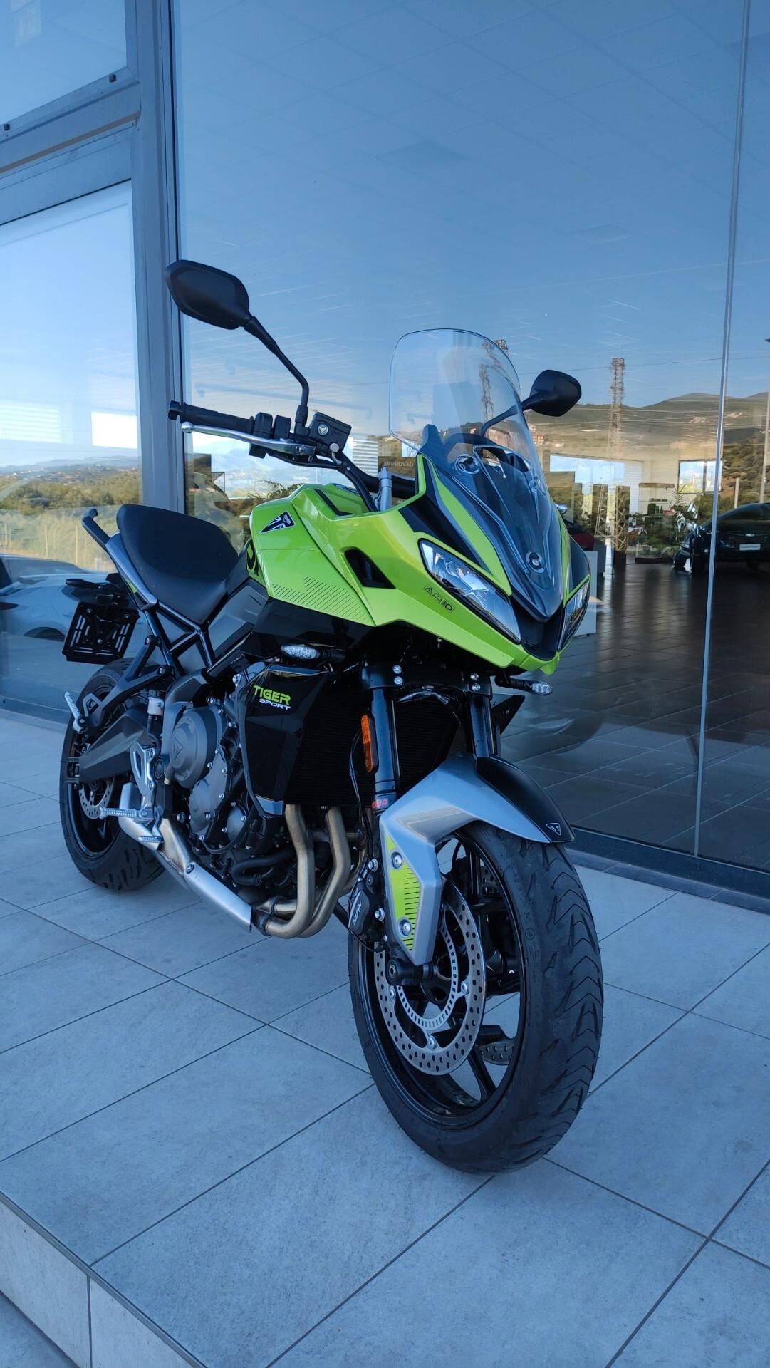 NUOVA TIGER SPORT 660 AZIENDALE