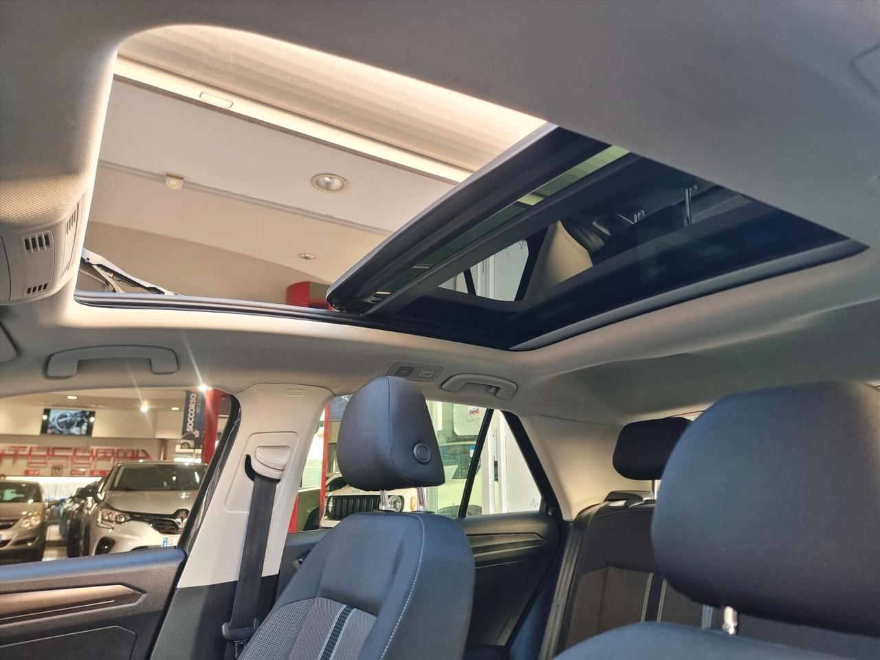 Volkswagen T-Roc 1.0 TSI 115 CV ADVANCED BlueMotion Technology TETTO PANORAMICO ITALIANA