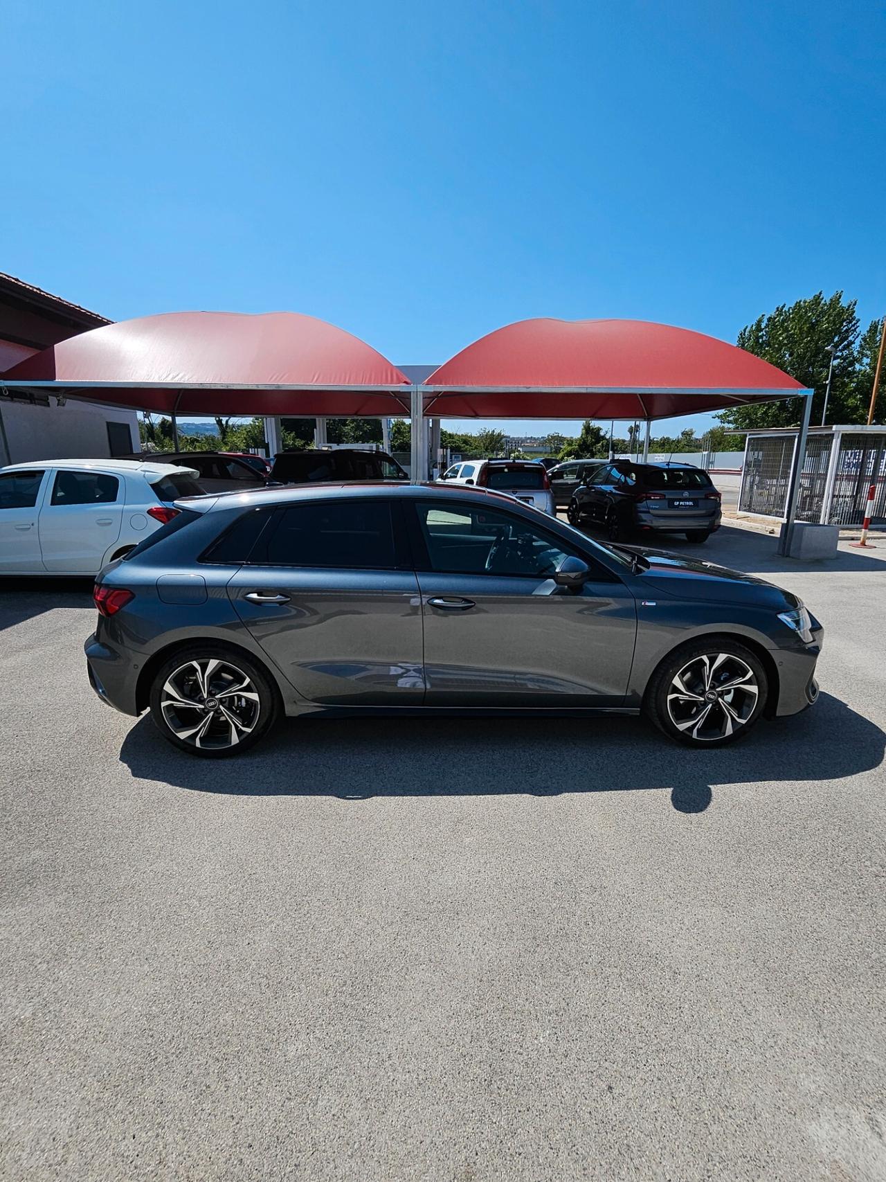 Audi A3 SPB TFSI 110 kW S tronic line edition