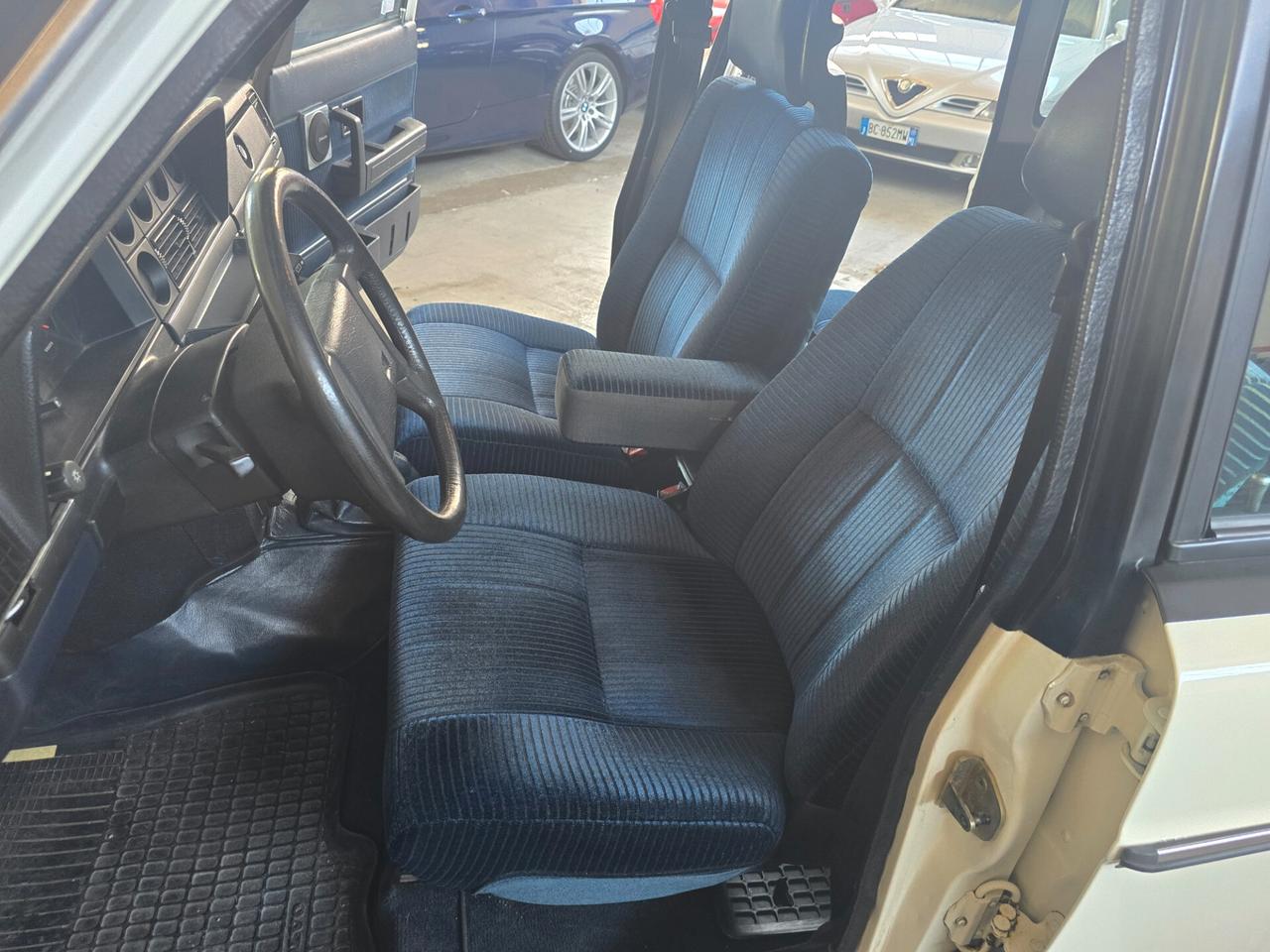 Volvo 240 GLE