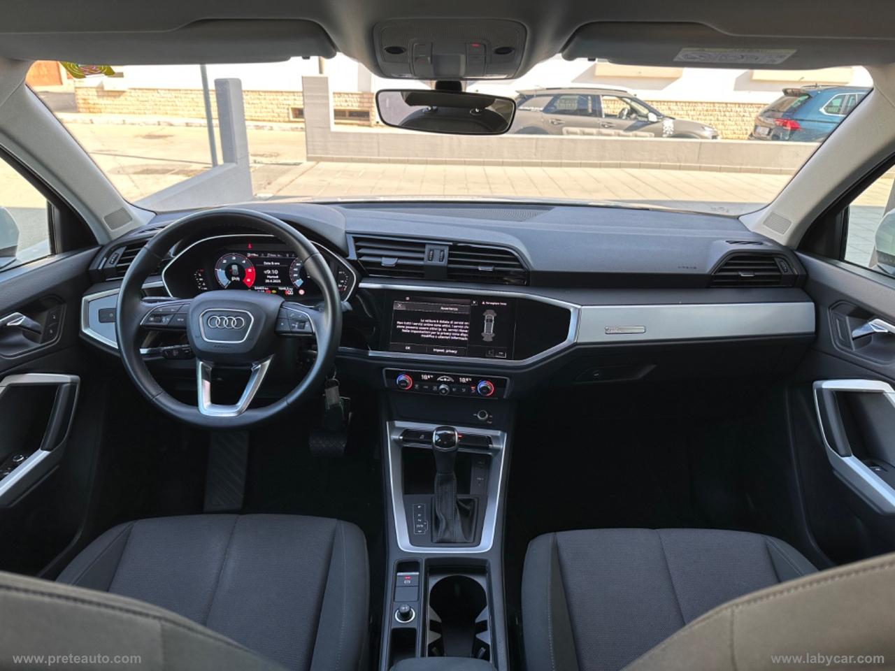 AUDI Q3 35 TDI S tronic Business