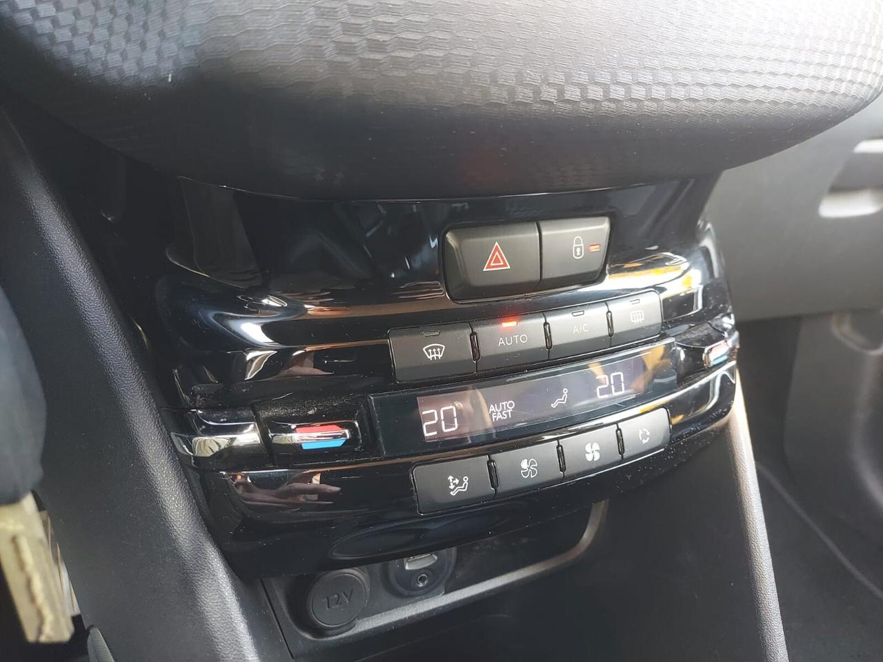 Peugeot 2008 1.6 e-HDi 92 CV Stop&Start Allure