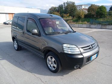 Peugeot Ranch 2.0 HDi 5p. Lee