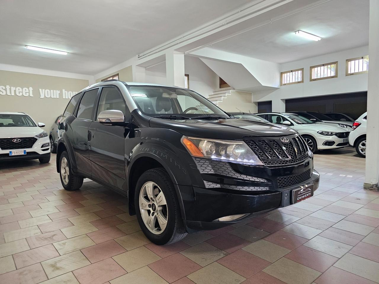 Mahindra XUV500 2.2 16V AWD W8 N1