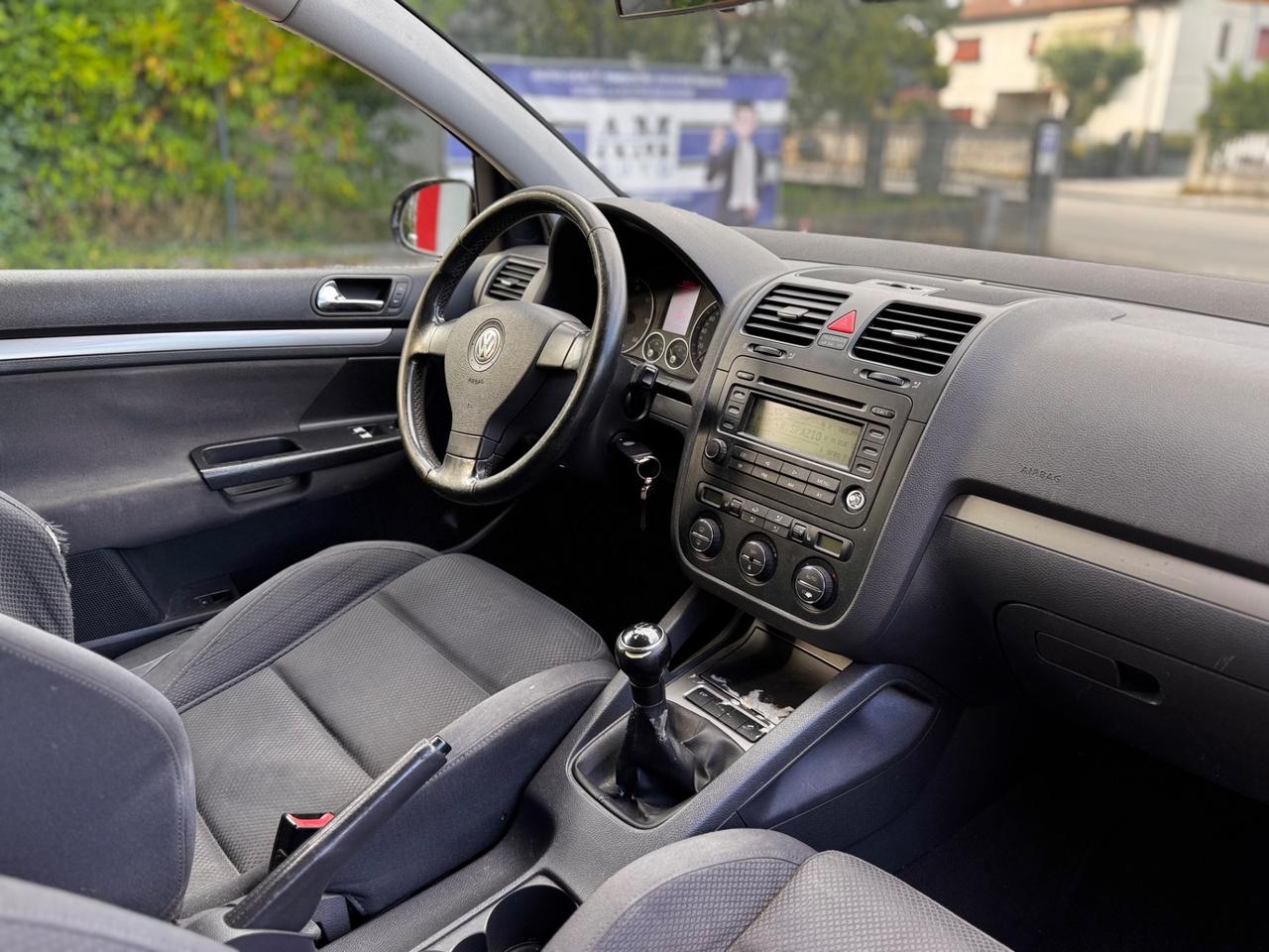 Volkswagen Golf 1.9 TDI 3p. Sportline