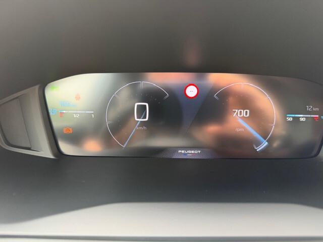 Peugeot 2008 PureTech 100 S&S Allure