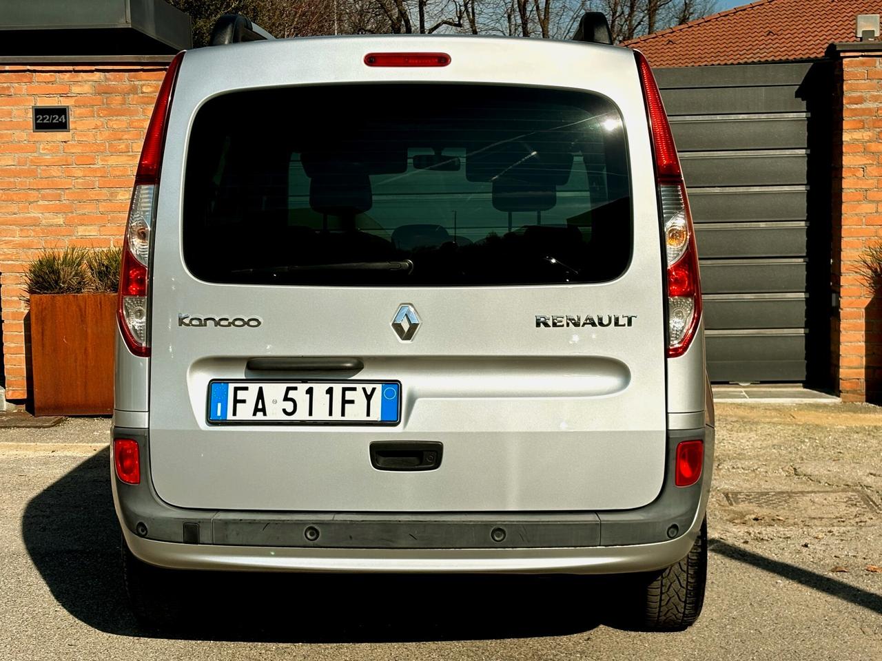 RENAULT KANGOO 1.5D 6m 5POSTI-NAVI-Garanzia-2016
