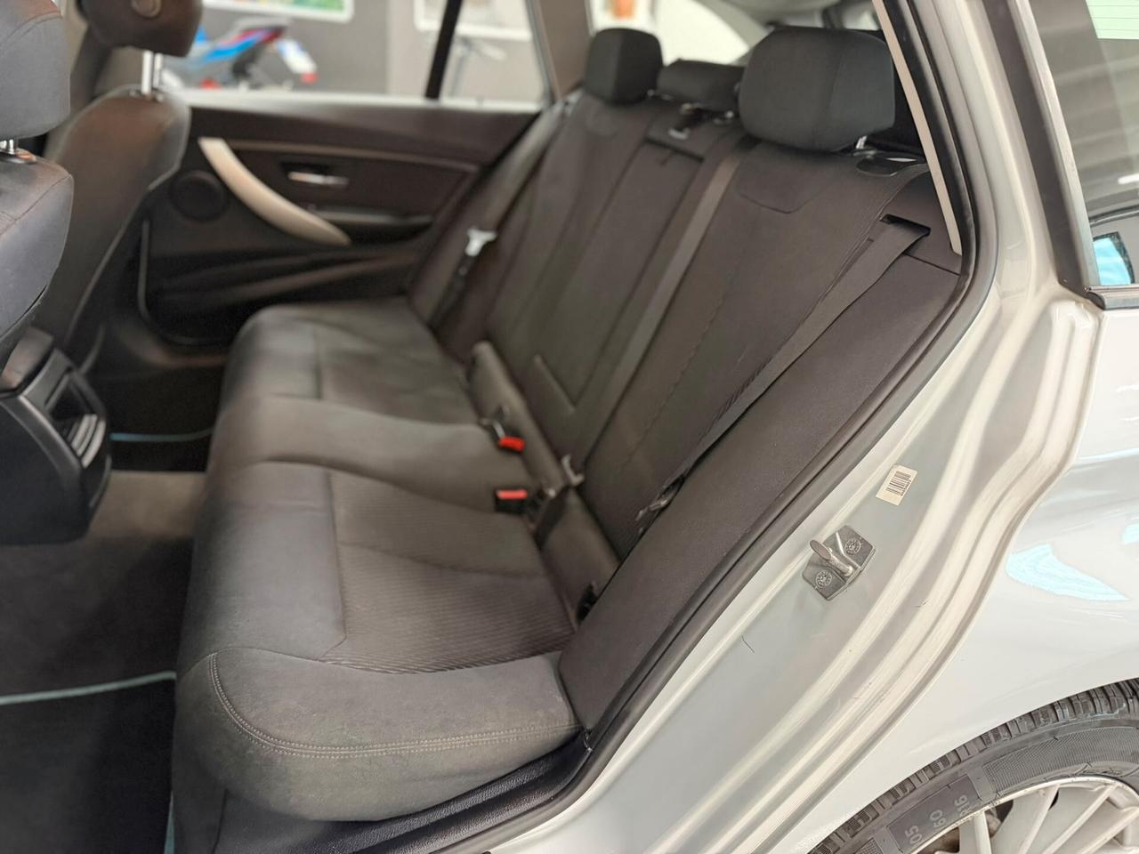 Bmw 318 318d Touring Luxury