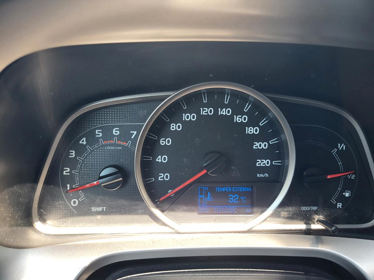 Toyota RAV 4 RAV4 2.0 D-4D 2WD Style