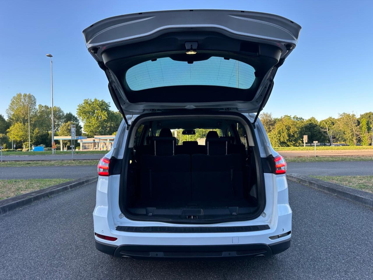 Ford S-Max 2.0 TDCi 150CV S&S Powershift 7p.ti Titanium Business
