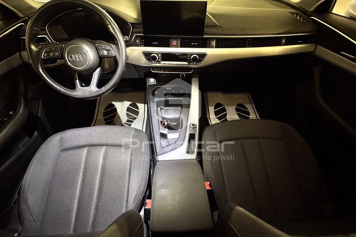 AUDI A4 Avant 35 TFSI S tronic Business Advanced