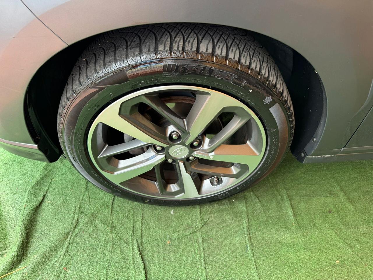 Hyundai Kona 1.0 T-GDI Xpossible