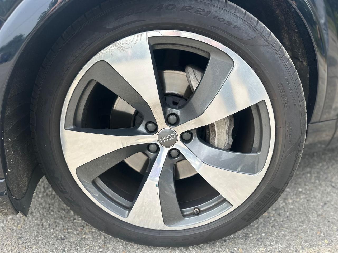 Audi Q7 S Line 3.0 TDI #5846