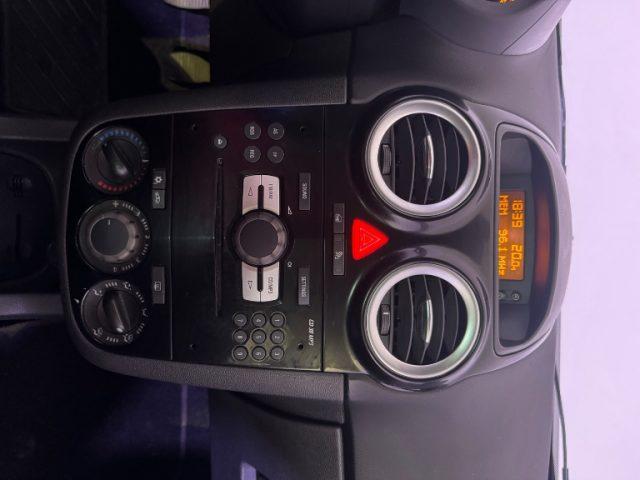 OPEL Corsa 1.2 5 porte Cosmo