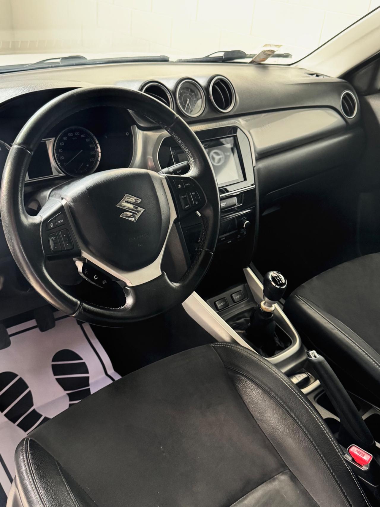 Suzuki Vitara 1.6 DDiS V-Top Full optional