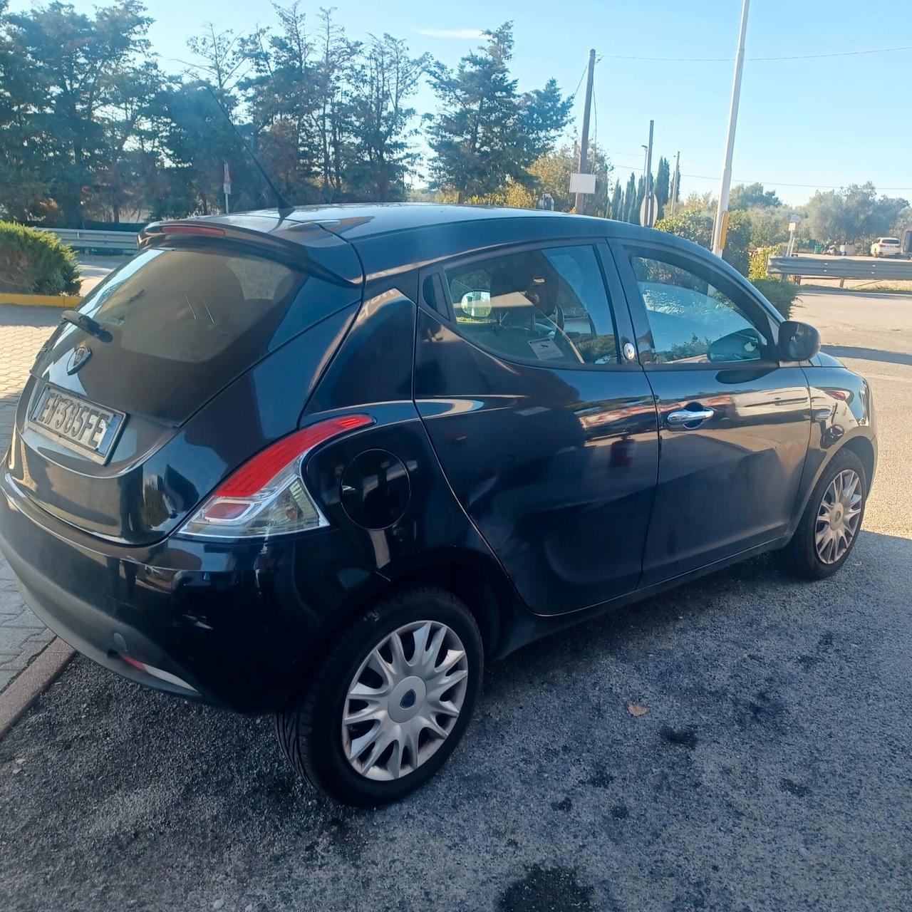 INDISTRUTTIBILE LANCIA Y 1.2 GPL NEOPATENTATI