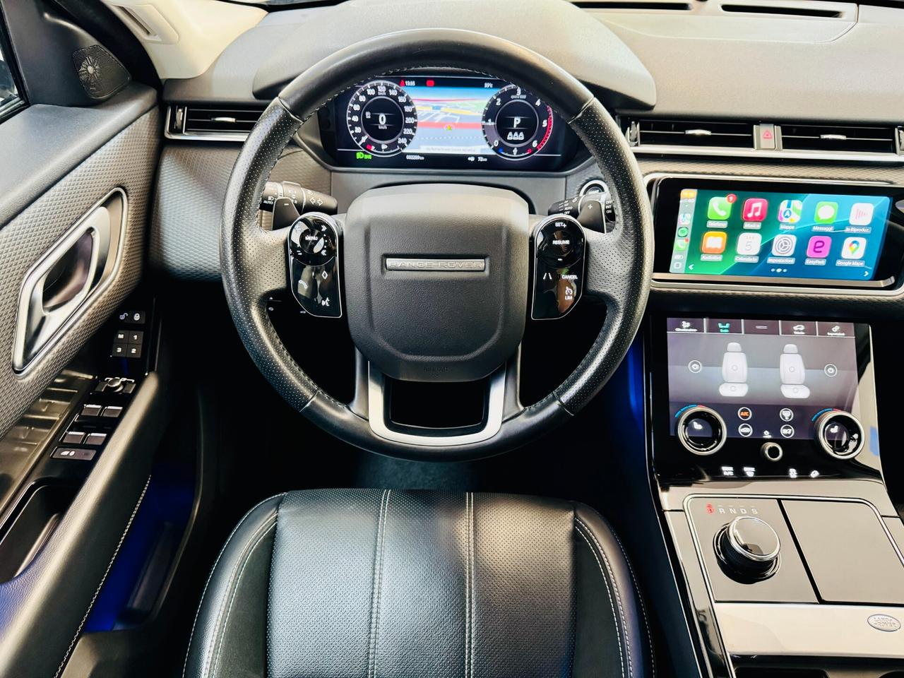 Range Rover Velar 2.0D 180 CV CarPlay - APPROVED