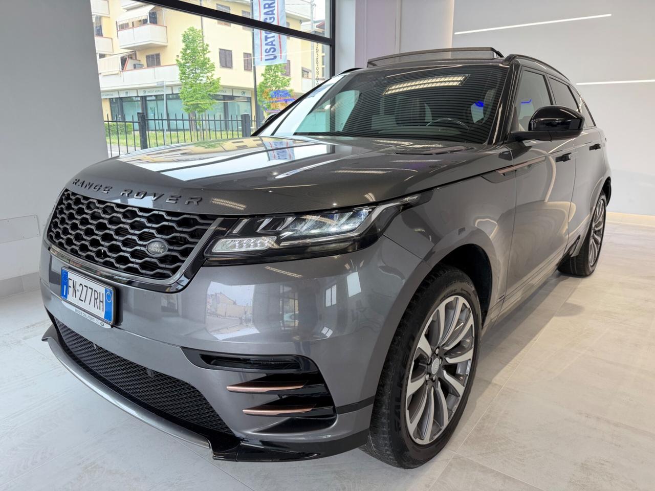Range Rover Velar 2.0D I4 240 CV R-Dynamic HSE
