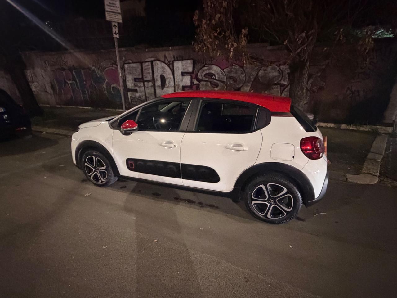 Citroen C3 83cv Benzina Gpl 5 porte Shine Navi bicolor pdc