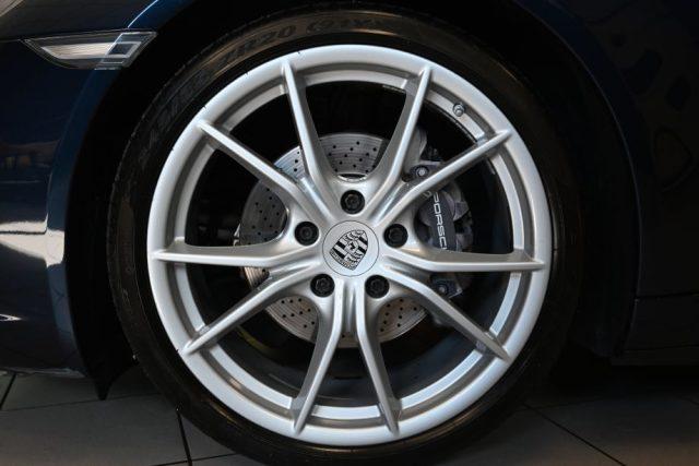 PORSCHE 992 911 CARRERA 4 3.0 PDK 370CV TET.RADAR 20"VENT.BOSE