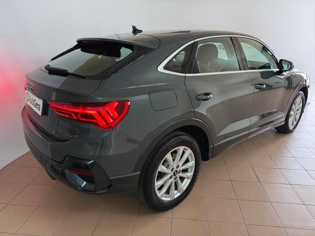 Audi Q3 35 TDI S tronic Business