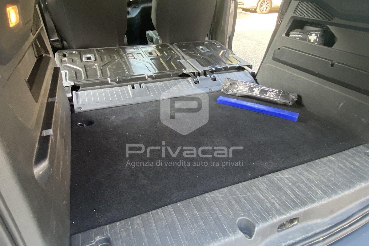 PEUGEOT Rifter BlueHDi 100 S&S Allure Standard