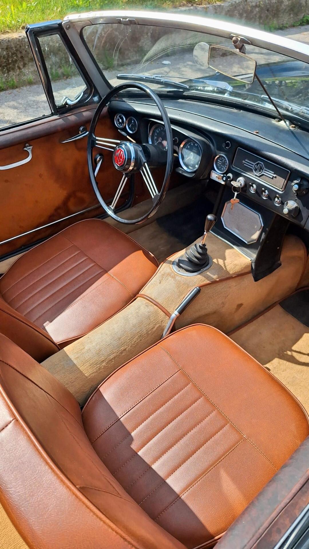 MGB ROADSTER - ASI - TARGA NERA PT