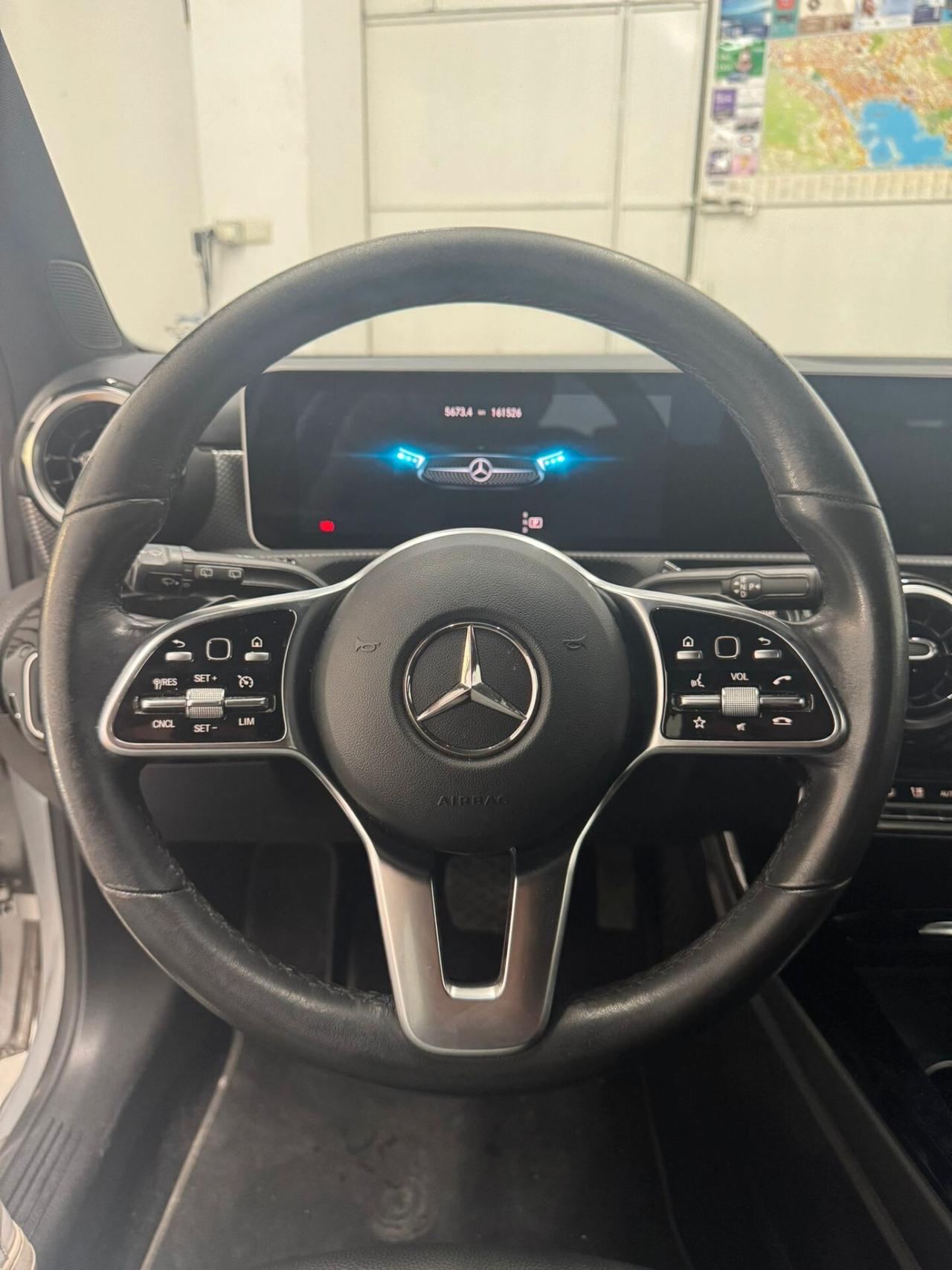 Mercedes-benz A 180 d Automatic Premium