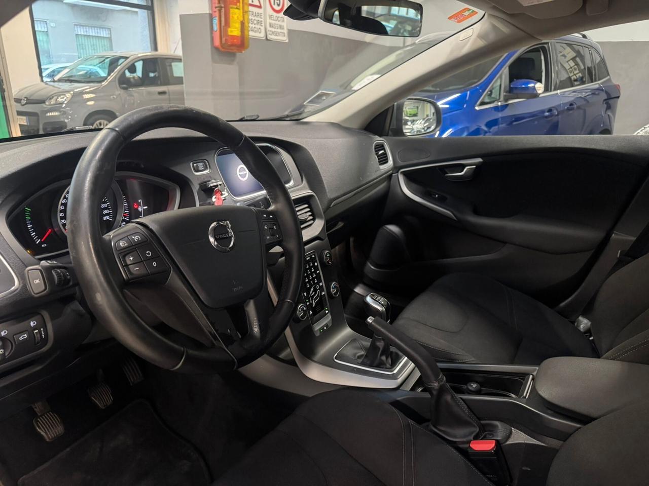 Volvo V40 T2 Kinetic PREZZO REALE!!