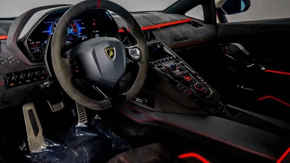 Lamborghini Aventador 6.5 V12 NOLEGGIO LUNGO TERMINE - LEASING FULL INCLUSIVE