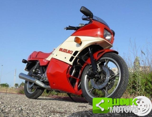 SUZUKI GS 1100 serie speciale RESINCORSE