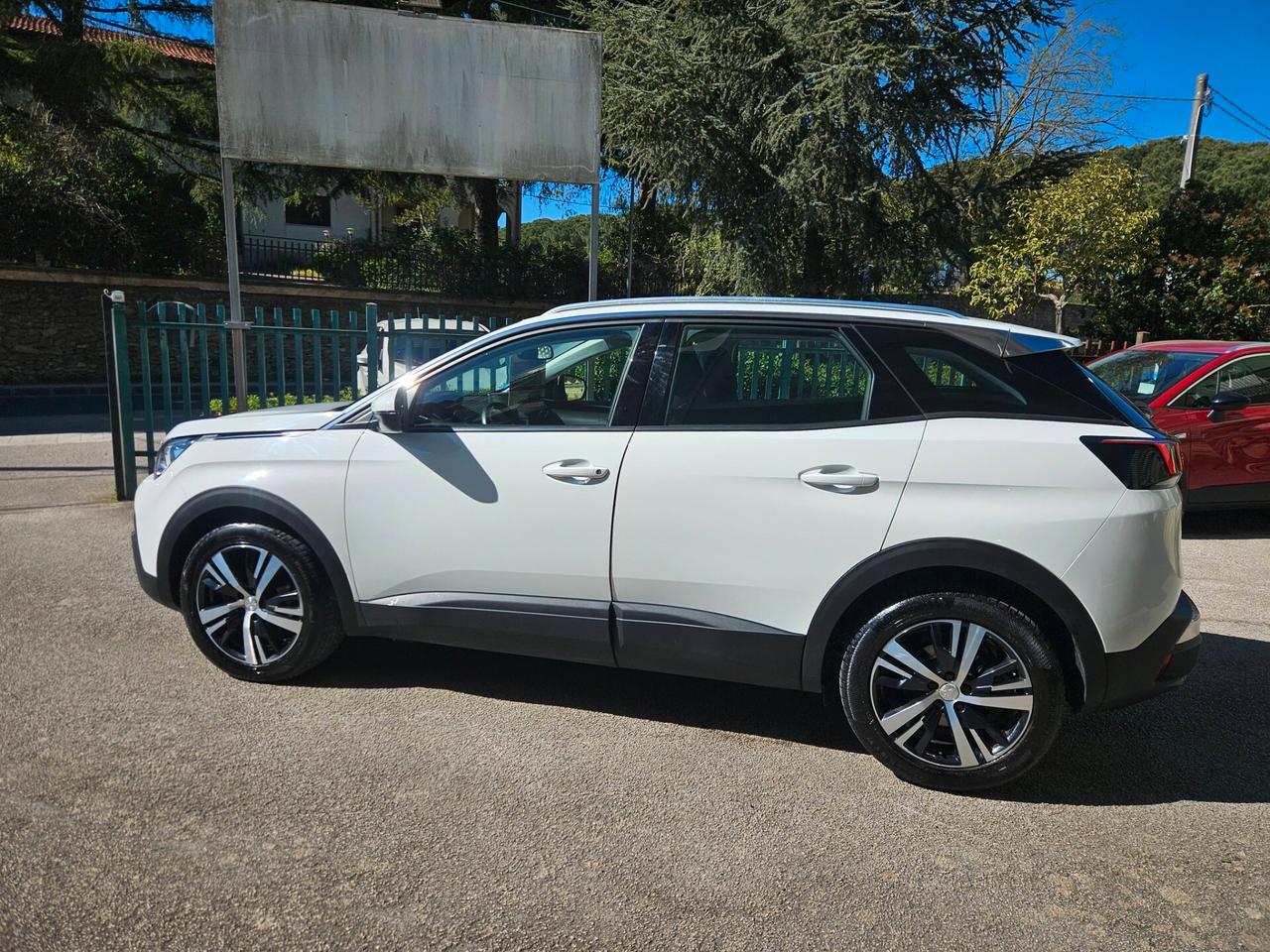 Peugeot 3008 BlueHDi 130 S&S EAT8 Allure