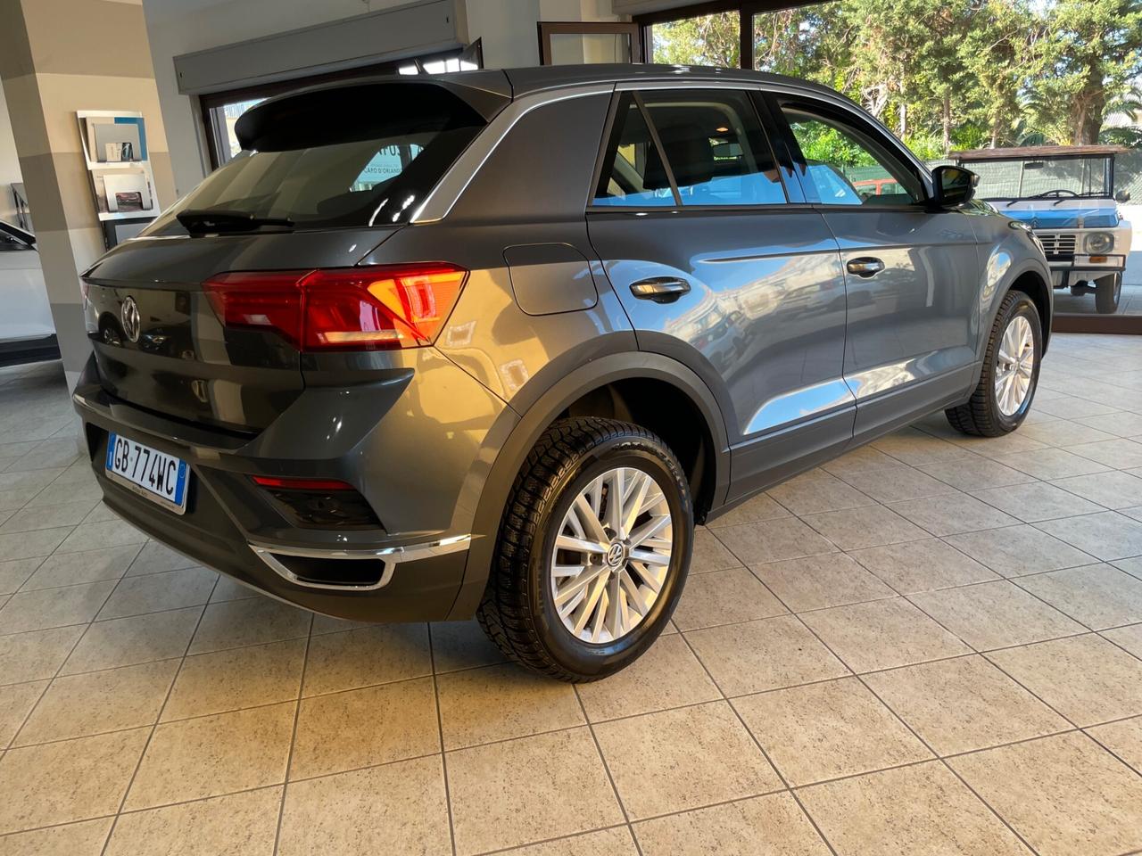 Volkswagen T-Roc 1.6 TDI SCR Business BlueMotion Technology