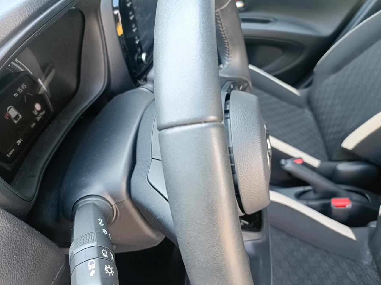 Toyota Aygo X 1.0 VVT-i 72 CV 5 porte Trend