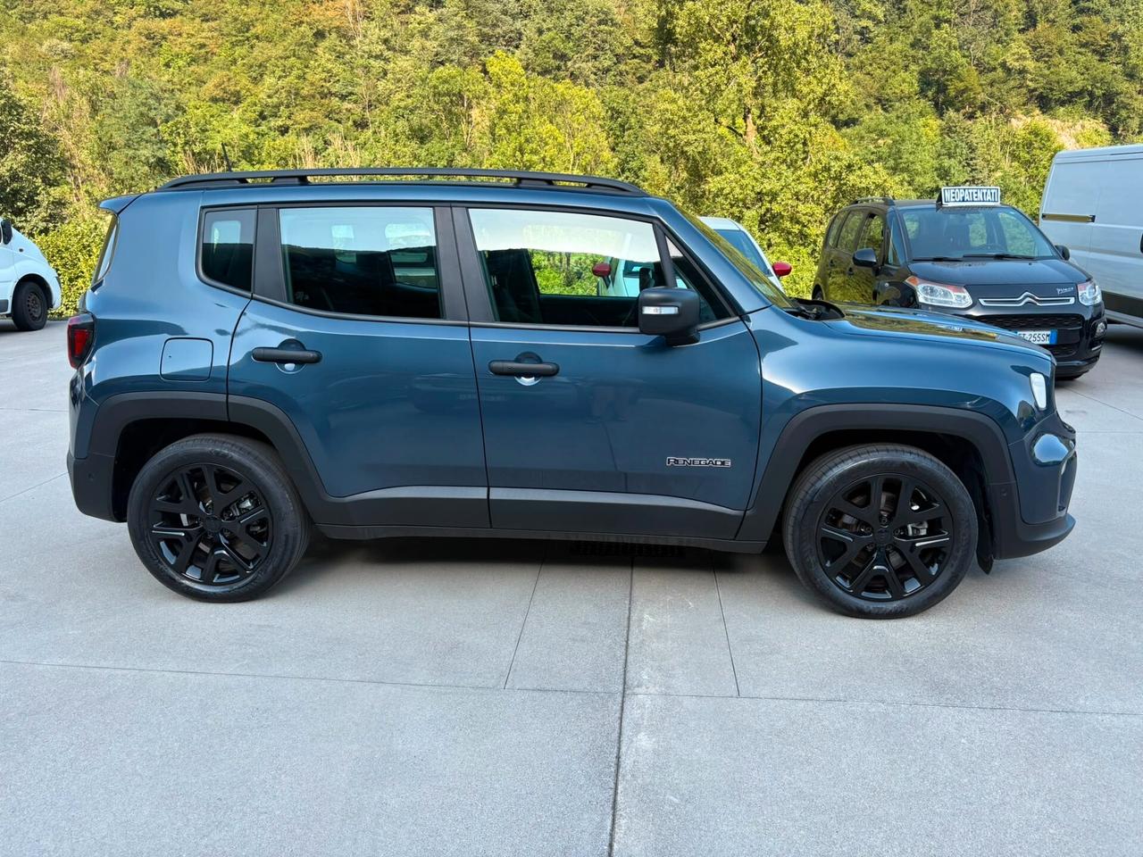 Jeep Renegade 1.5 Turbo T4 MHEV Summit