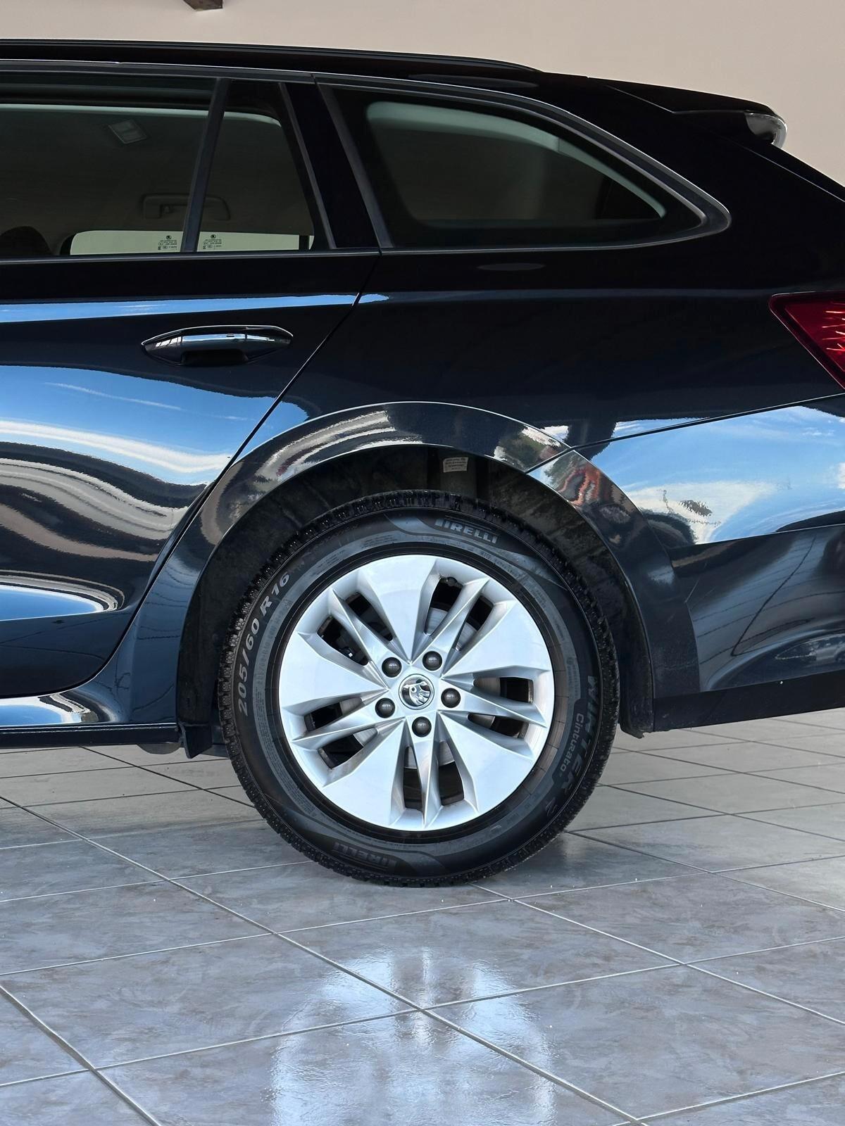 Skoda Octavia 2.0 TDI EVO SCR 150 CV DSG Wagon Executive 2023