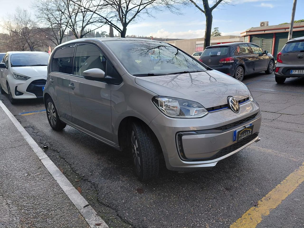 Volkswagen up! High up! #8348