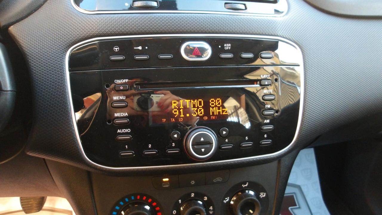 FIAT PUNTO 1.3 MTJ- 2014